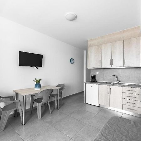 Blue Horizon 5 Apartment Nea Kallikrateia ภายนอก รูปภาพ