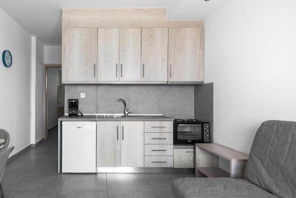 Blue Horizon 5 Apartment Nea Kallikrateia ภายนอก รูปภาพ